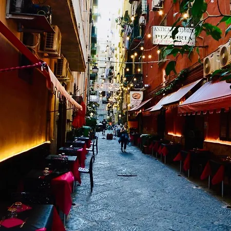 House Vico Lungo A Toledo فندق مبيت وإفطار
