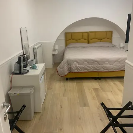 House Vico Lungo A Toledo فندق مبيت وإفطار *