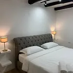 House Vico Lungo A Toledo Bed & Breakfast