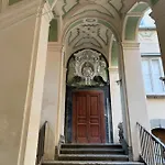 Bed & Breakfast House Vico Lungo A Toledo 4*