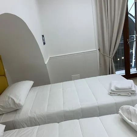 House Vico Lungo A Toledo Alojamento de Acomodação e Pequeno-almoço Nápoles