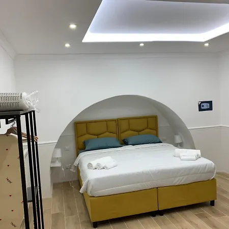 House Vico Lungo A Toledo Alojamento de Acomodação e Pequeno-almoço