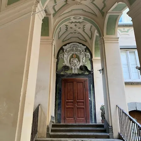 Alojamento de Acomodação e Pequeno-almoço House Vico Lungo A Toledo 4*