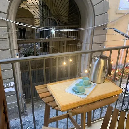 Bed & Breakfast House Vico Lungo A Toledo Naples