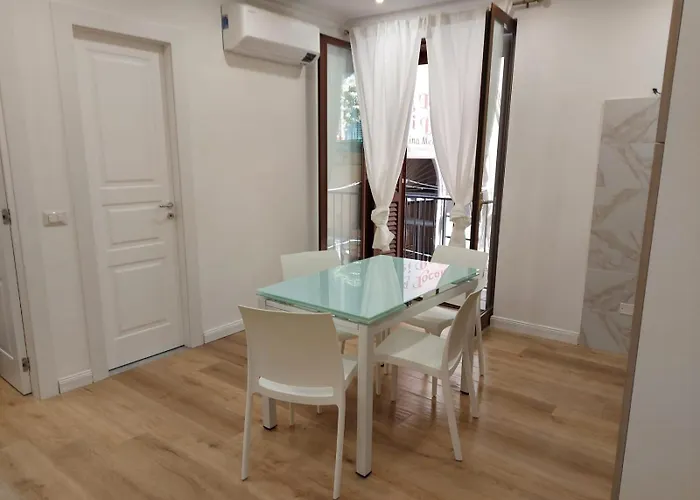 House Vico Lungo A Toledo Frühstückspension Neapel