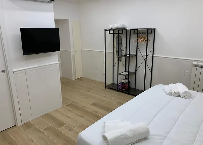 House Vico Lungo A Toledo Frühstückspension Neapel