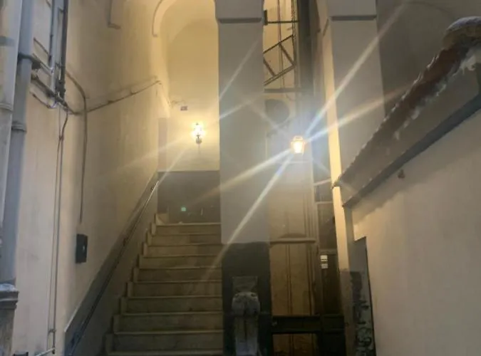 House Vico Lungo A Toledo Frühstückspension Neapel