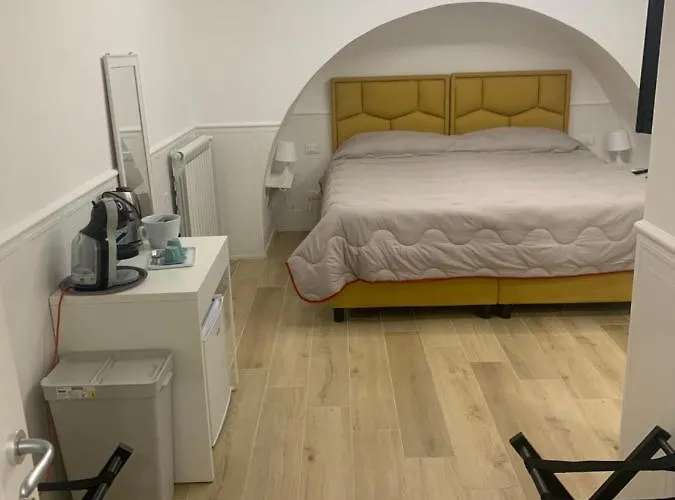 House Vico Lungo A Toledo Frühstückspension 4*