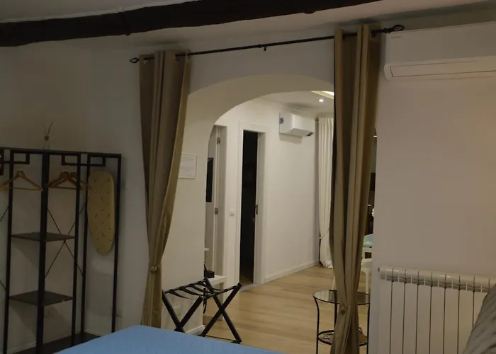 House Vico Lungo A Toledo Frühstückspension Neapel