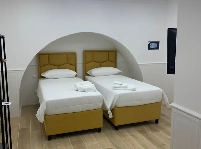 住宿加早餐酒店 House Vico Lungo A Toledo 那不勒斯